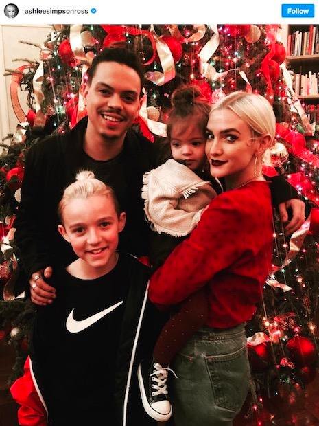 ASHLEE  SIMPSON AND EVAN ROSS: YOUR NEW FAVORITE REALITY FAMILY?