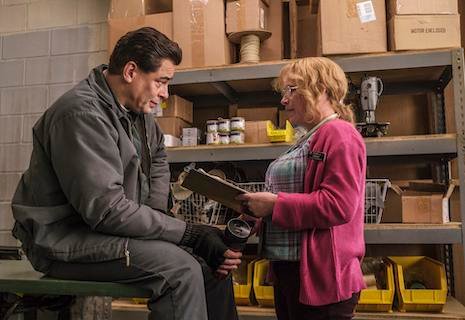 BENICIO DEL TORO STEALS EVERY SCENE IN ESCAPE AT DANNEMORA