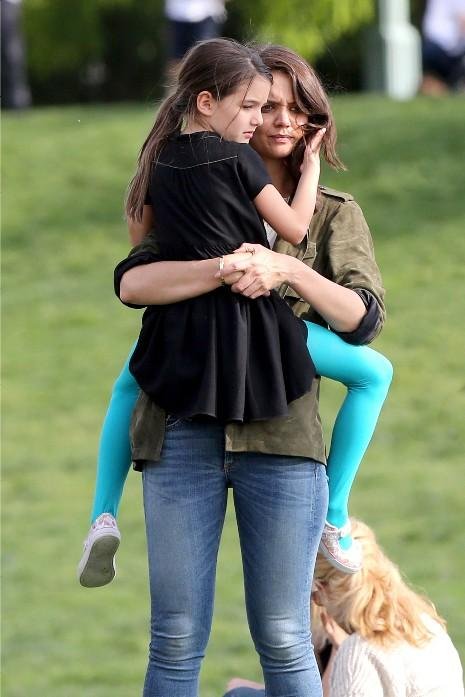 Awkward? Selena Gomez & Miranda Kerr Hug It Out!