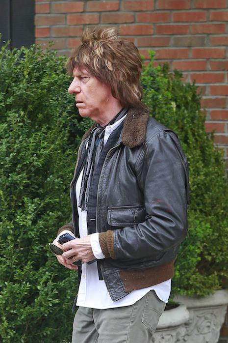 WORST WIG OF THE WEEK: JEFF BECK – Janet Charlton\'s Hollywood, Celebrity  Gossip and Rumors