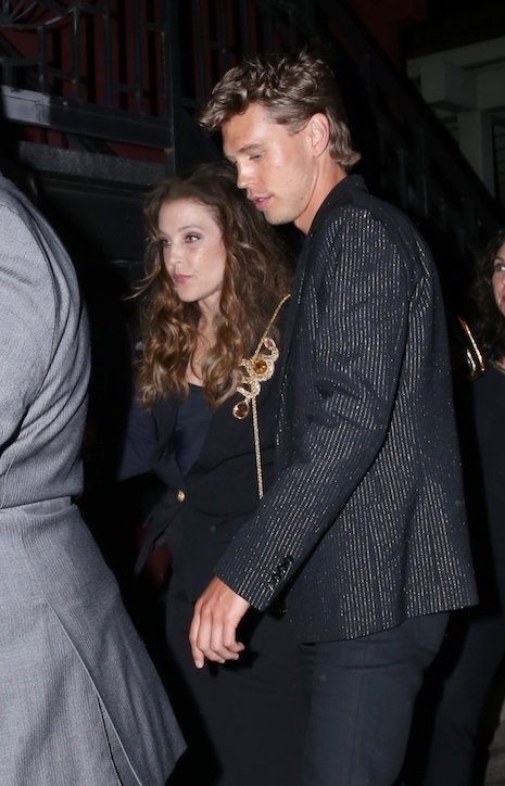 465px x 724px - ELVIS MADE AUSTIN BUTLER A STAR â€“ Janet Charlton's Hollywood, Celebrity  Gossip and Rumors