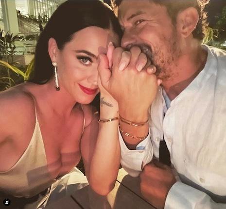 Katy Perry Lesbian Foot Porn - KATY PERRY AND ORLANDO BLOOM ARE DOING IT! â€“ Janet Charlton's Hollywood,  Celebrity Gossip and Rumors