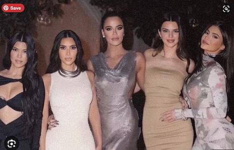 Kim Kardashian Reveals She Used To Pee On Herself At Awards1